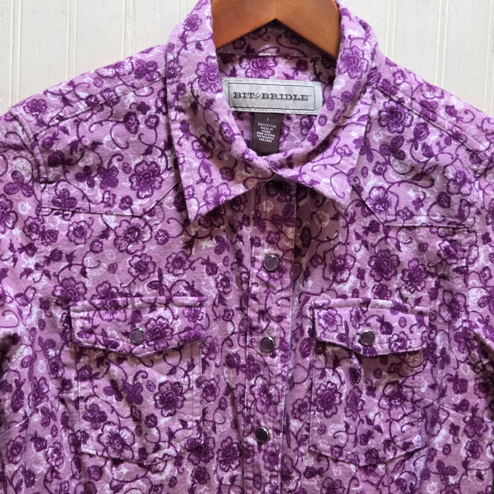 Bit & Bridle Button Up Shirt Womens Small Purple Collared Western Floral Top
